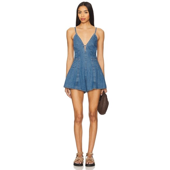 Free People We The Free Nostalgia Ultra-Shortalls Romper Denim Swingy M 283038 - Picture 1 of 9
